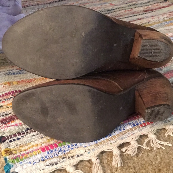 Brown booties: UK size 6 - Picture 3 of 4